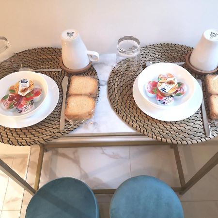 Domus Leone Tre Bed and Breakfast Νάπολη Εξωτερικό φωτογραφία