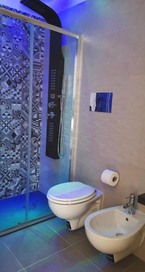 Domus Leone Tre Bed and Breakfast Νάπολη Εξωτερικό φωτογραφία